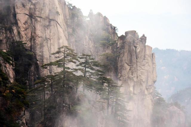 中国安徽省、黄山|爬上震撼中国的第一奇山・黄山